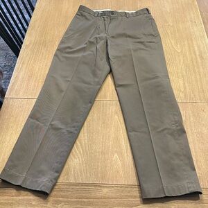 Brooks Brothers Chinos 35x32